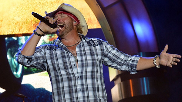 Toby Keith Offers A Week At His Cabo Beach House For