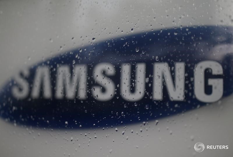 Samsung to buy U.S. auto parts supplier Harman for $8 bn
