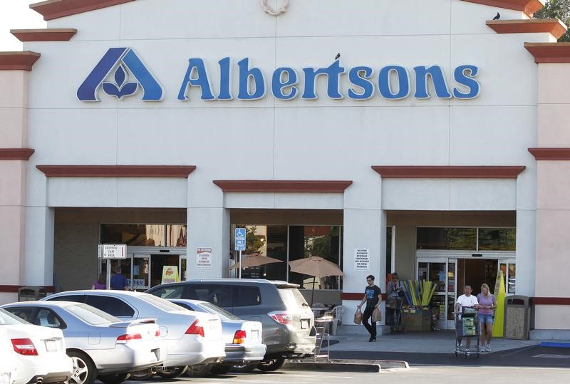 Albertsons in talks to buy NY-based Price Chopper for $1 billion