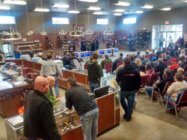 Crowd awaits Sarah Palin's arrival at Zingers & Flingers gun, archery, shooting range in Wausau, WI 4/3/16 - PHOTO by Larry Lee, © 2016 Midwest Communications