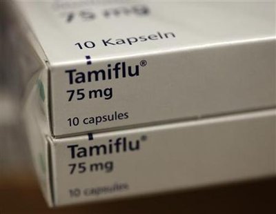 




Packets of Tamiflu tablets are stored in the Swiss Army Pharmacy in Ittigen near Bern August 10, 2009. REUTERS/Ruben Sprich


