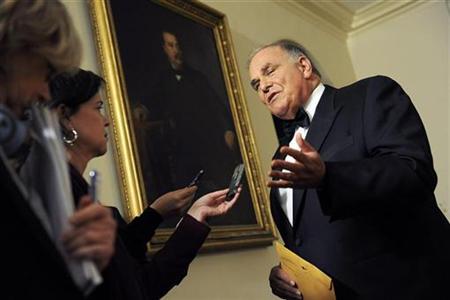 Pennsylvania Governor Ed Rendell talks to reporters as he arrives for a dinner held for the National Governors Association by US President Barack Obama at the White House in Washington, February 22, 2009. REUTERS/Jonathan Ernst/Files
Pennsylvania Governor Ed Rendell talks to reporters as he arrives for a dinner held for the National Governors Association by US President Barack Obama at the White House in Washington, February 22, 2009. REUTERS/Jonathan Ernst/Files