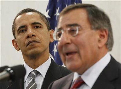 President Barack Obama is introduced by CIA Director Leon Panetta (R) during Obama's visit to the CIA headquarters in Langley, Virginia, April 20, 2009. REUTERS/Jason Reed
President Barack Obama is introduced by CIA Director Leon Panetta (R) during Obama's visit to the CIA headquarters in Langley, Virginia, April 20, 2009. REUTERS/Jason Reed