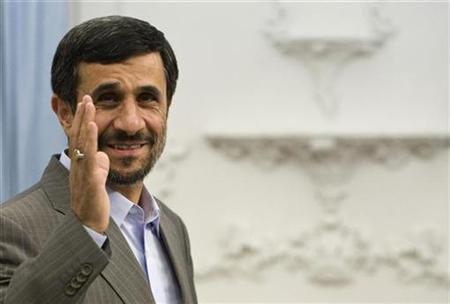 EDITORS' NOTE: Reuters and other foreign media are subject to Iranian restrictions on their ability to film or take pictures in Tehran. Iran's President Mahmoud Ahmadinejad waves as he waits to start an official meeting in Tehran September 29, 2009. REUTERS/Raheb Homavandi
EDITORS' NOTE: Reuters and other foreign media are subject to Iranian restrictions on their ability to film or take pictures in Tehran. Iran's President Mahmoud Ahmadinejad waves as he waits to start an official meeting in Tehran September 29, 2009. REUTERS/Raheb Homavandi