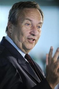 




Lawrence Summers, director of the White House's National Economic Council, speaks during an interview at the Newseum in Washington, October 2, 2009. REUTERS/Jonathan Ernst

