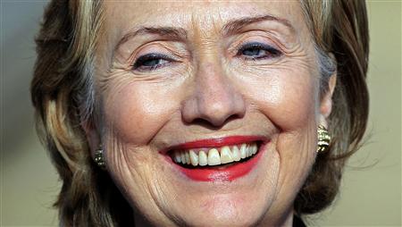 U.S. Secretary of State Hillary Clinton smiles as she leaves her meeting with political leaders at Stormont Castle in Belfast, Northern Ireland, October 12, 2009. REUTERS/Cathal McNaughton
U.S. Secretary of State Hillary Clinton smiles as she leaves her meeting with political leaders at Stormont Castle in Belfast, Northern Ireland, October 12, 2009. REUTERS/Cathal McNaughton