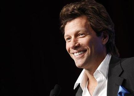 Singer Jon Bon Jovi speaks during the Service Nation Summit in New York, September 12, 2008. REUTERS/Chip East
Singer Jon Bon Jovi speaks during the Service Nation Summit in New York, September 12, 2008. REUTERS/Chip East