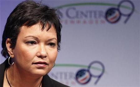 
Lisa Jackson, the head of the U.S. Environmental Protection Agency, listens to a question at a news conference at the UN Climate Change Conference 2009 in Copenhagen December 9, 2009. REUTERS/Bob Strong
