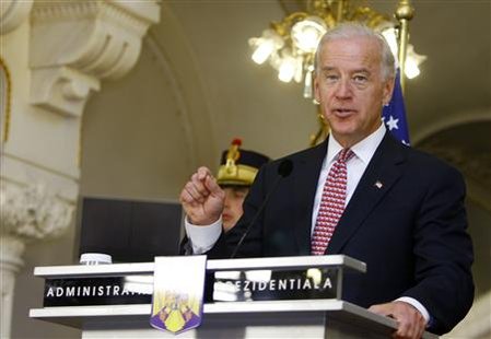 U.S. Vice President Joe Biden addresses media during joint statement with Romania's President Traian Basescu (unseen) at the Cotroceni Presidential Palace in Bucharest October 22, 2009. REUTERS/Bogdan Cristel
U.S. Vice President Joe Biden addresses media during joint statement with Romania's President Traian Basescu (unseen) at the Cotroceni Presidential Palace in Bucharest October 22, 2009. REUTERS/Bogdan Cristel