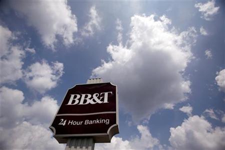 A BB&T bank branch sign is seen in Arlington, Virginia, August 14, 2009. REUTERS/Jim Young
A BB&T bank branch sign is seen in Arlington, Virginia, August 14, 2009. REUTERS/Jim Young