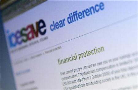 
A page from icesave online bank is seen on a computer screen, in London, October 7, 2008. REUTERS/Dylan Martinez
