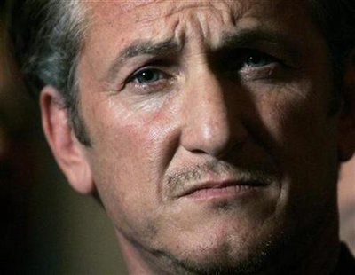 Academy Award winning actor Sean Penn listens during a news conference in San Francisco, California March 3, 2009. REUTERS/Robert Galbraith
Academy Award winning actor Sean Penn listens during a news conference in San Francisco, California March 3, 2009. REUTERS/Robert Galbraith