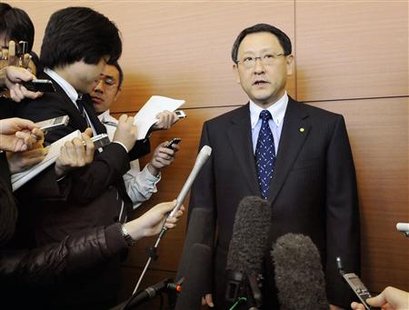Toyota Motor Corp President Akio Toyoda speaks to reporters in Nagoya, central Japan February 19, 2010. REUTERS/Kyodo (
Toyota Motor Corp President Akio Toyoda speaks to reporters in Nagoya, central Japan February 19, 2010. REUTERS/Kyodo (