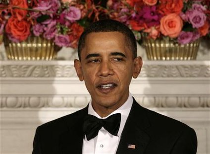 President Barack Obama speaks at the 2010 Governors Ball at the White House in Washington February 21, 2010. REUTERS/Yuri Gripas
President Barack Obama speaks at the 2010 Governors Ball at the White House in Washington February 21, 2010. REUTERS/Yuri Gripas