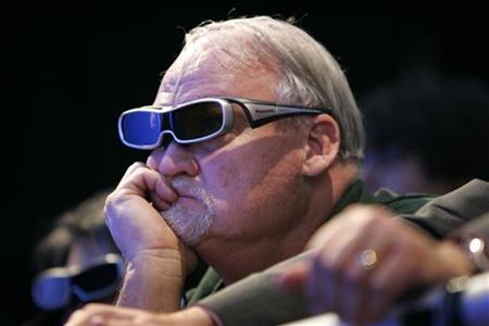 
A man watches a 3D movie at the Panasonic booth during the 2010 International Consumer Electronics Show (CES) in Las Vegas, Nevada January 7, 2010 file photo. REUTERS/Steve Marcus
