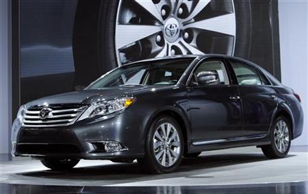 
The 2011 Toyota Avalon debuts at the Chicago Auto Show February 10, 2010. REUTERS/John Gress
