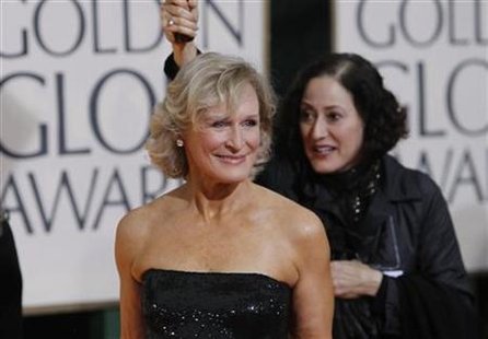 
Actress Glenn Close (L) arrives at the 67th annual Golden Globe Awards in Beverly Hills, California January 17, 2010 file photo. REUTERS/Danny Moloshok
