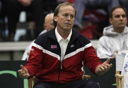 
Britain's captain John Lloyd reacts during the Davis Cup match with Lithuania in Vilnius March 7, 2010. REUTERS/Ints Kalnins

