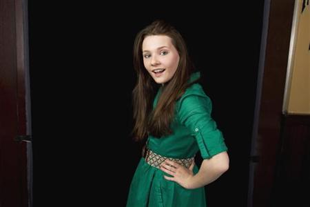 
Actress Abigail Breslin poses for a portrait in New York February 25, 2010. REUTERS/Lucas Jackson
