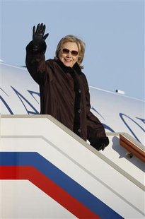Secretary of State Hillary Clinton arrives at Vnukovo airport near Moscow March 18, 2010. REUTERS/Alexander Natruskin
Secretary of State Hillary Clinton arrives at Vnukovo airport near Moscow March 18, 2010. REUTERS/Alexander Natruskin