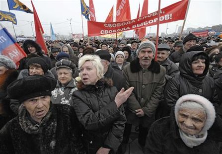 Opposition supporters rally in Russia's far eastern city of Vladivostok March 20, 2010. REUTERS/Yuri Maltsev
Opposition supporters rally in Russia's far eastern city of Vladivostok March 20, 2010. REUTERS/Yuri Maltsev