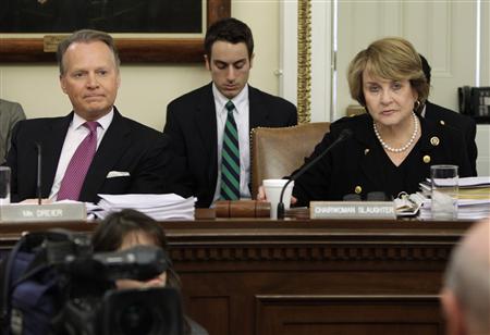 
Chairwoman Louise Slaughter (D-NY) (R) attend the committee's ranking member David Dreier (R-CA) arrive at the House Committee on Rules meeting on Capitol Hill in Washington March 20, 2010. REUTERS/Yuri Gripas
