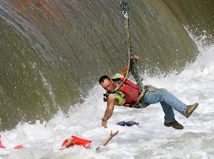 The Pulitzer Prize winning photograph from UW-Stevens Point graduate Mary Chind, as printed in the Des Moines Register. The Pulitzer Prize winning photograph from UW-Stevens Point graduate Mary Chind, as printed in the Des Moines Register.