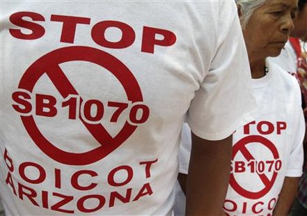 Court backs Arizona business immigration law - WTAQ News Talk 97.5 ...