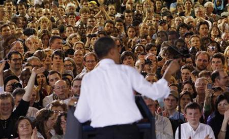 U.S. President Barack Obama speaks about health insurance reform during a visit to Portland, Maine April 1, 2010. REUTERS/Kevin Lamarque
U.S. President Barack Obama speaks about health insurance reform during a visit to Portland, Maine April 1, 2010. REUTERS/Kevin Lamarque