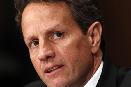 U.S. Treasury Secretary Timothy Geithner testifies before the Financial Crisis Inquiry Commission (FCIC) on Capitol Hill in Washington May 6, 2010.REUTERS/Kevin Lamarque
U.S. Treasury Secretary Timothy Geithner testifies before the Financial Crisis Inquiry Commission (FCIC) on Capitol Hill in Washington May 6, 2010.REUTERS/Kevin Lamarque