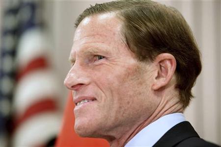 Connecticut's State Attorney General and U.S. Senate candidate Richard Blumenthal speaks to reporters at a Veterans of Foreign Wars post in West Hartford, Connecticut, May 18, 2010. REUTERS/Michelle McLoughlin
Connecticut's State Attorney General and U.S. Senate candidate Richard Blumenthal speaks to reporters at a Veterans of Foreign Wars post in West Hartford, Connecticut, May 18, 2010. REUTERS/Michelle McLoughlin