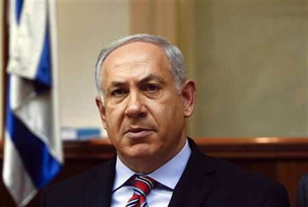 Israel's Prime Minister Benjamin Netanyahu attends the weekly cabinet meeting in his office in Jerusalem March 28, 2010. REUTERS/Ronen Zvulun
Israel's Prime Minister Benjamin Netanyahu attends the weekly cabinet meeting in his office in Jerusalem March 28, 2010. REUTERS/Ronen Zvulun