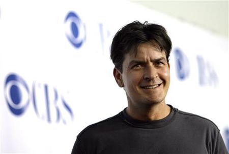 Actor Charlie Sheen smiles at the CBS summer press tour party at the Rose Bowl in Pasadena, California, July 15, 2006. Sheen stars in the CBS sit-com "Two and a Half Men". REUTERS/Mario Anzuoni
Actor Charlie Sheen smiles at the CBS summer press tour party at the Rose Bowl in Pasadena, California, July 15, 2006. Sheen stars in the CBS sit-com "Two and a Half Men". REUTERS/Mario Anzuoni