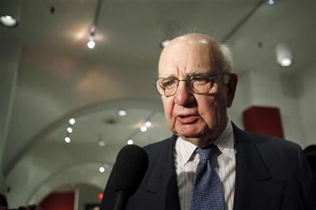 
Paul Volcker, chairman of the newly formed Economic Recovery Advisory Board, attends a speech by U.S. President Barack Obama about Wall Street reforms at Cooper Union in New York April 22, 2010. REUTERS/Natalie Behring
