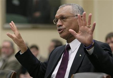 
NASA Administrator Charles Bolden testifies before the House Science and Technology committee hearing on Review of the Proposed National Aeronautics and Space Administration (NASA) Human Spaceflight Plan, on Capitol Hill in Washington May 26, 2010. REUTERS/Yuri Gripas

