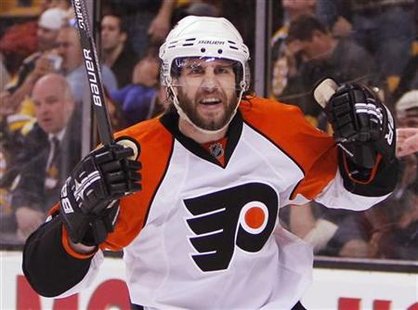 Philadelphia Flyers Simon Gagne celebrates the game-winning goal on the Boston Bruins during the third period in Game 7 of their NHL Eastern Conference semi-final hockey game in Boston, Massachusetts May 14, 2010. REUTERS/Adam Hunger
Philadelphia Flyers Simon Gagne celebrates the game-winning goal on the Boston Bruins during the third period in Game 7 of their NHL Eastern Conference semi-final hockey game in Boston, Massachusetts May 14, 2010. REUTERS/Adam Hunger