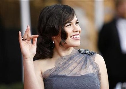 
Actress America Ferrera from "Ugly Betty" arrives at the 14th annual Screen Actors Guild Awards in Los Angeles January 27, 2008. REUTERS/Mario Anzuoni
