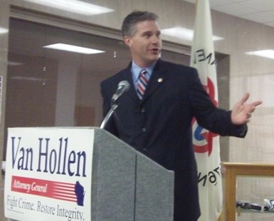 Attorney General JB Van Hollen announces his bid for re-election at the Marathon County courthouse in Wausau