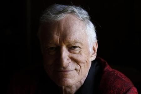 
Playboy magazine founder Hugh Hefner poses for a portrait at his Playboy mansion in Los Angeles, California, July 27, 2010. REUTERS/Lucy Nicholson
