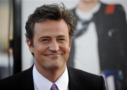 Cast member Matthew Perry attends the premiere of the film "17 Again" in Los Angeles April 14, 2009. REUTERS/Phil McCarten
Cast member Matthew Perry attends the premiere of the film "17 Again" in Los Angeles April 14, 2009. REUTERS/Phil McCarten