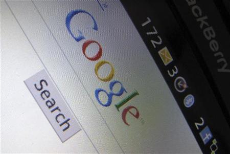 A Google Inc page is shown on a blackberry phone in Encinitas, California April 13, 2010. REUTERS/Mike Blake
A Google Inc page is shown on a blackberry phone in Encinitas, California April 13, 2010. REUTERS/Mike Blake