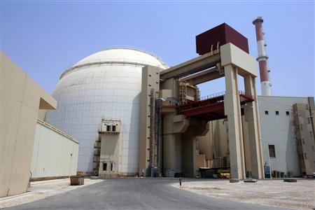 EDITORS' NOTE: Reuters and other foreign media are subject to Iranian restrictions on leaving the office to report, film or take pictures in Tehran. A general view of the Bushehr nuclear power plant, 1,200 km (746 miles) south of Tehran, August 21, 2010. REUTERS/Raheb Homavandi
EDITORS' NOTE: Reuters and other foreign media are subject to Iranian restrictions on leaving the office to report, film or take pictures in Tehran. A general view of the Bushehr nuclear power plant, 1,200 km (746 miles) south of Tehran, August 21, 2010. REUTERS/Raheb Homavandi