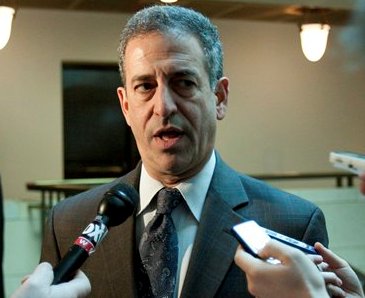 Former Senator Russ Feingold (D-Wis) being interviewed by reporters. Former Senator Russ Feingold (D-Wis) being interviewed by reporters.