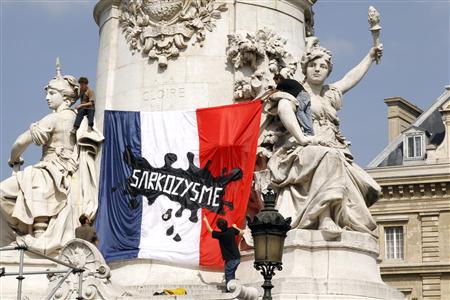 
French opposition parties, unions and civil rights groups protest against President Nicolas Sarkozy's tough anti-crime proposals at the Place de la Republique in Paris, September 4, 2010. REUTERS/Benoit Tessier
