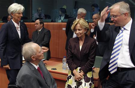 (L to R) France's Finance Minister Christine Lagarde, her German counterpart Wolfgang Schaeuble, Spain's Economy Minister Elena Salgado and European Economic and Monetary Affairs Commissioner Olli Rehn attend an EU finance ministers (Task Force) meeting at the EU Council in Brussels September 6, 2010. REUTERS/Francois Lenoir
(L to R) France's Finance Minister Christine Lagarde, her German counterpart Wolfgang Schaeuble, Spain's Economy Minister Elena Salgado and European Economic and Monetary Affairs Commissioner Olli Rehn attend an EU finance ministers (Task Force) meeting at the EU Council in Brussels September 6, 2010. REUTERS/Francois Lenoir