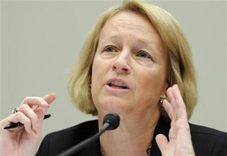Securities and Exchange Commissioner Mary Schapiro gestures as she testifies before the House Financial Services Subcommittee on Capital Markets, Insurance, and Government Sponsored Enterprises, on Capitol Hill in Washington in this July 20, 2010 file photo. REUTERS/Jonathan Ernst
Securities and Exchange Commissioner Mary Schapiro gestures as she testifies before the House Financial Services Subcommittee on Capital Markets, Insurance, and Government Sponsored Enterprises, on Capitol Hill in Washington in this July 20, 2010 file photo. REUTERS/Jonathan Ernst