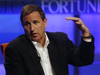 
Mark Hurd, chairman, CEO and president of HP speaks at the Fortune Brainstorm Tech conference in Pasadena, California July 24, 2009. REUTERS/Fred Prouser
