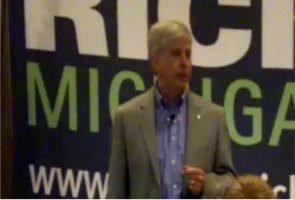 Michigan Gubernatorial candidate Rick Snyder speaks to a Town Hall Meeting in Kalamazoo, Michigan on Tuesday September 7th, 2010. Michigan Gubernatorial candidate Rick Snyder speaks to a Town Hall Meeting in Kalamazoo, Michigan on Tuesday September 7th, 2010.