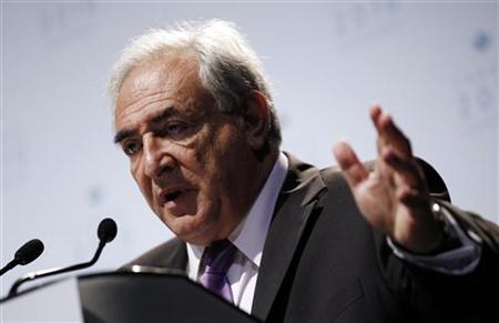 International Monetary Fund (IMF) Managing Director Dominique Strauss-Kahn speaks at his closing news conference at the G20 Summit in Toronto June 27, 2010. REUTERS/Jim Young
International Monetary Fund (IMF) Managing Director Dominique Strauss-Kahn speaks at his closing news conference at the G20 Summit in Toronto June 27, 2010. REUTERS/Jim Young