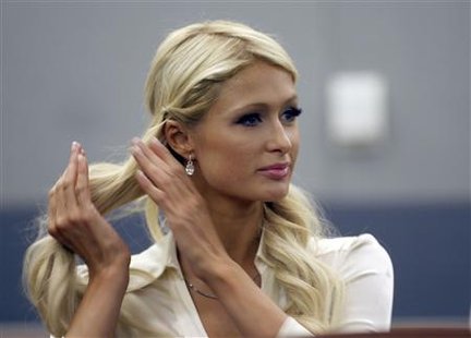 Paris Hilton waits in the courtroom at the Regional Justice Center in Las Vegas, September 20, 2010. REUTERS/Las Vegas Sun/Steve Marcus
Paris Hilton waits in the courtroom at the Regional Justice Center in Las Vegas, September 20, 2010. REUTERS/Las Vegas Sun/Steve Marcus